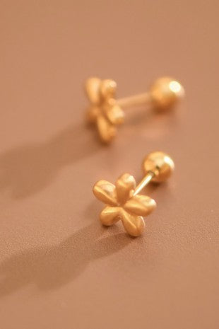 Dainty Flower Studs